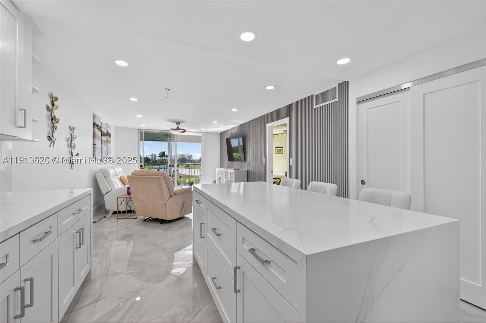 8900 Washington Blvd – photo 3