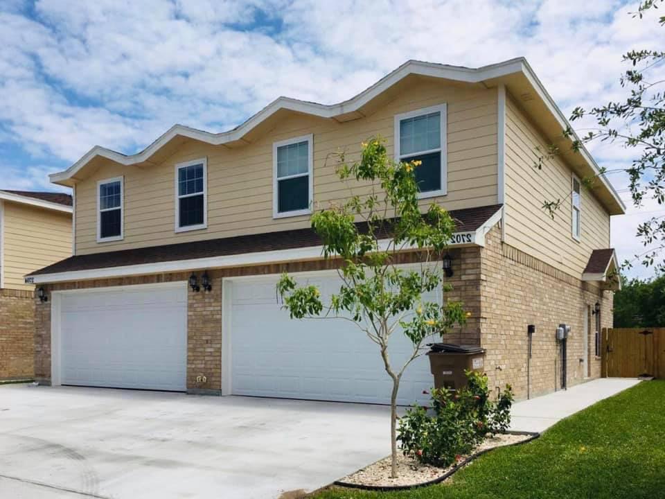 1507 Phoenix St – photo 1