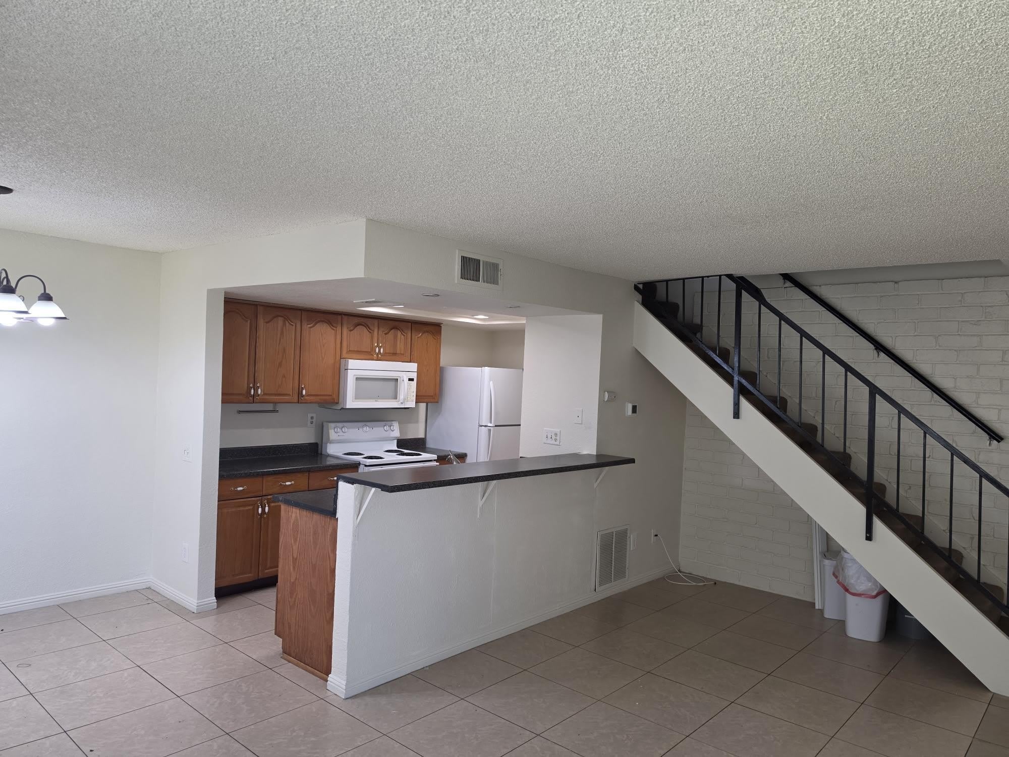 72721 Willow Street – photo 2