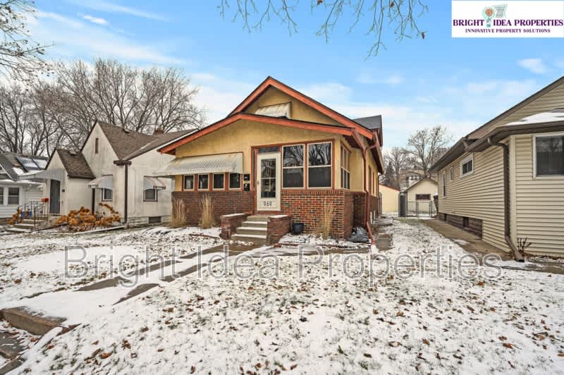 969 Lawson Avenue East – photo 3