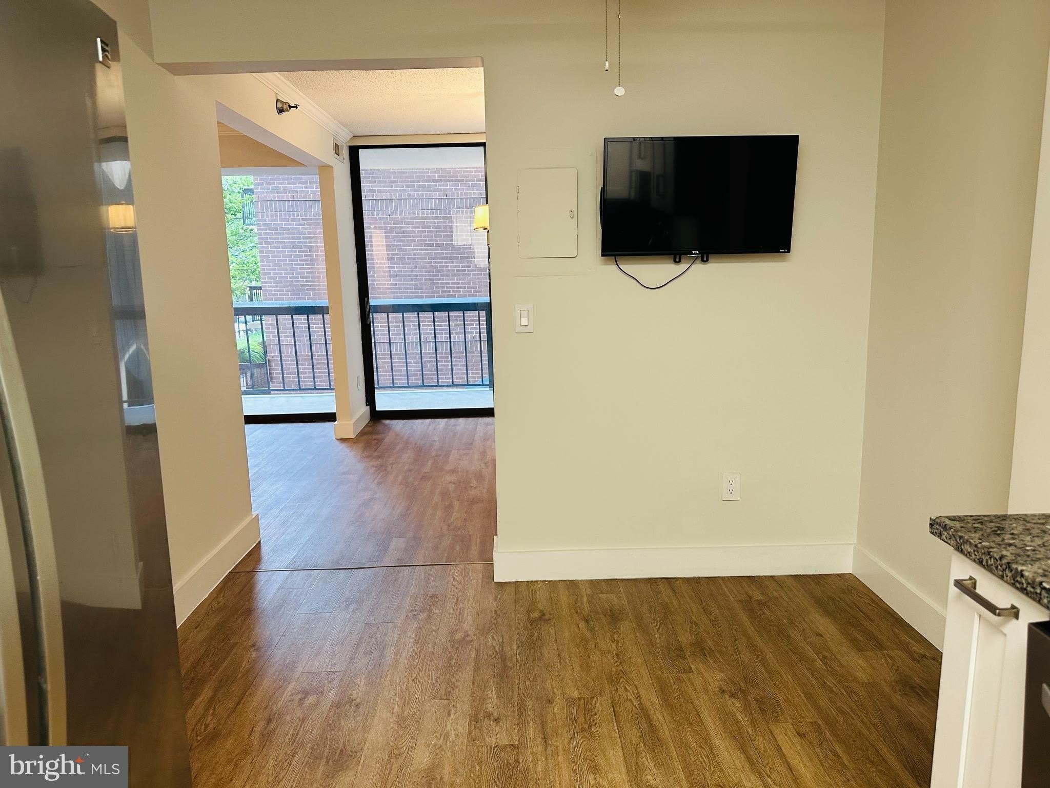 7401 WESTLAKE Terrace – photo 5