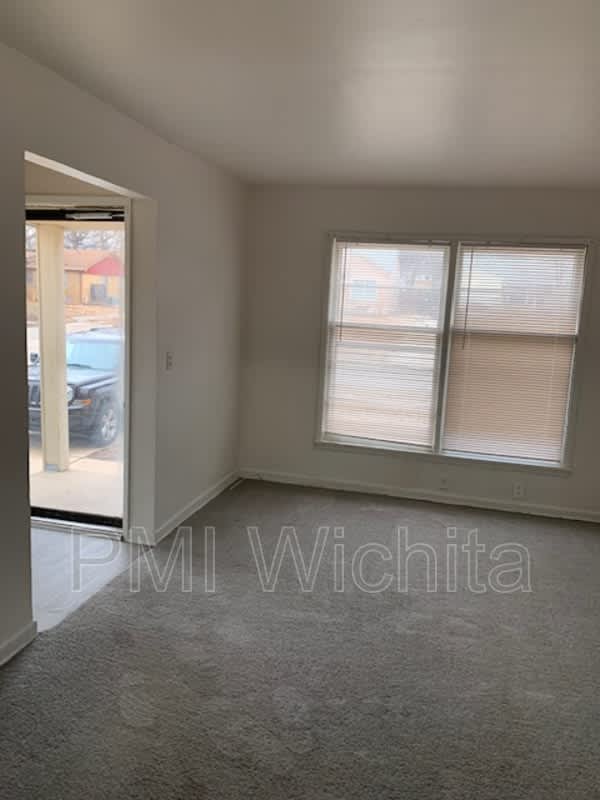 2301 S Belmont St – photo 3