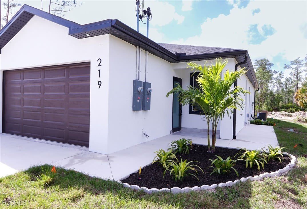 219 Greenbriar Boulevard – photo 1