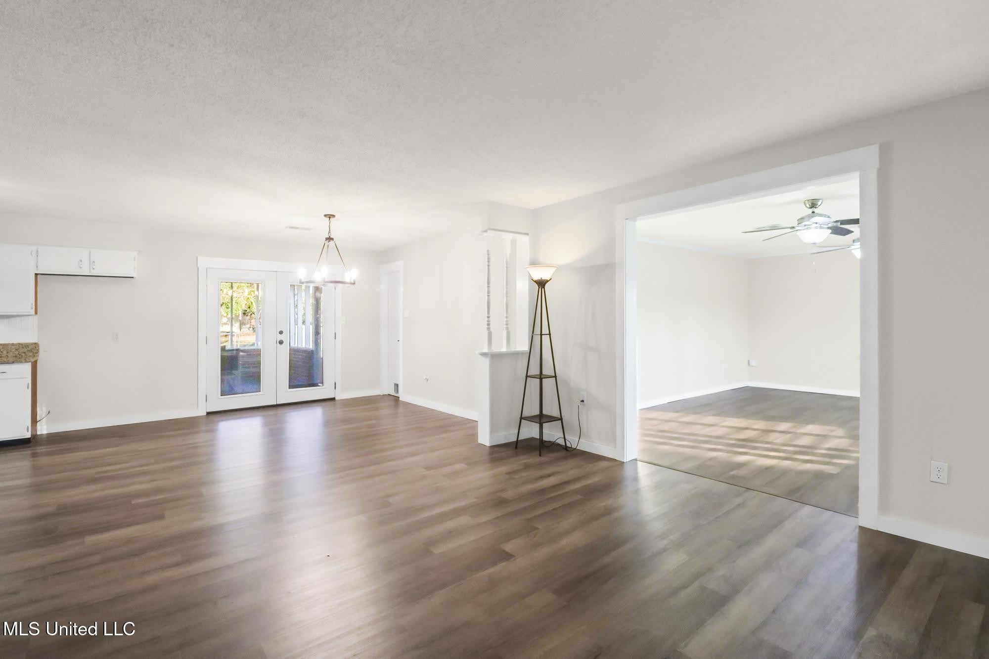 110 Jamaica Street – photo 5