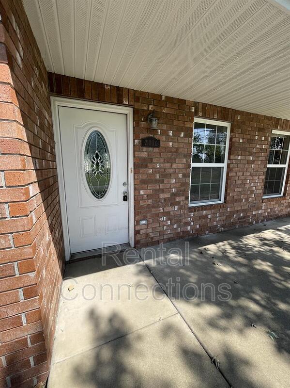 2100 Orchard St. Apt C – photo 1