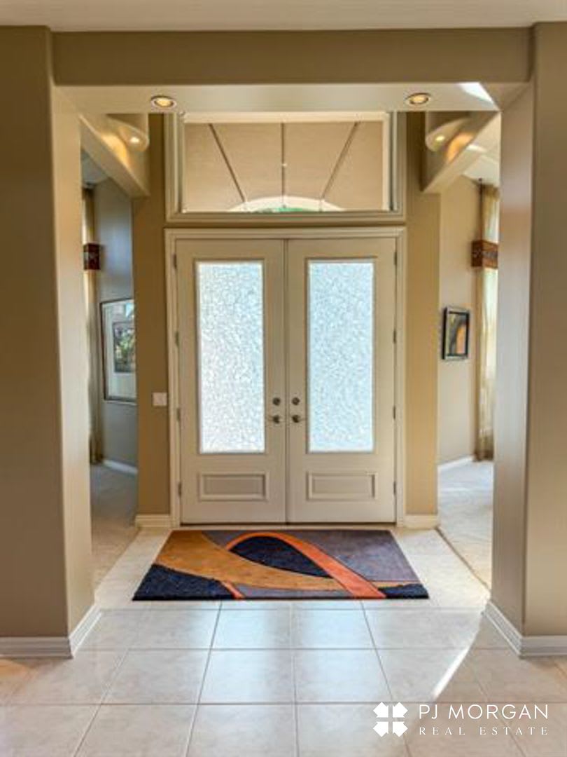 Fully Furnished Executive Rental -Flexible Lease Terms Available – photo 4
