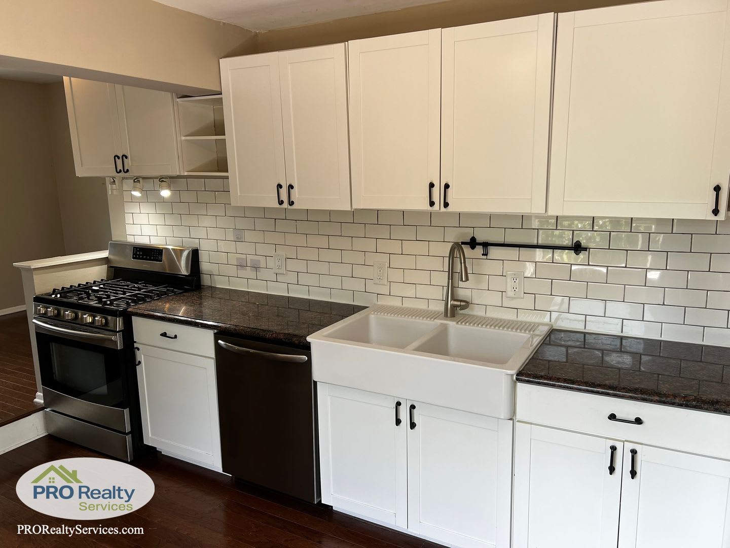3 Bedroom Bungalow **Half off 1 Month's Rent with a September 2026 Move In** – photo 1