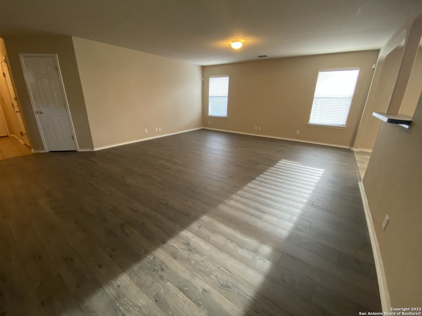 7811 FORT ALLEN – photo 3
