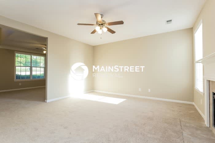 4400 Feather Way – photo 4