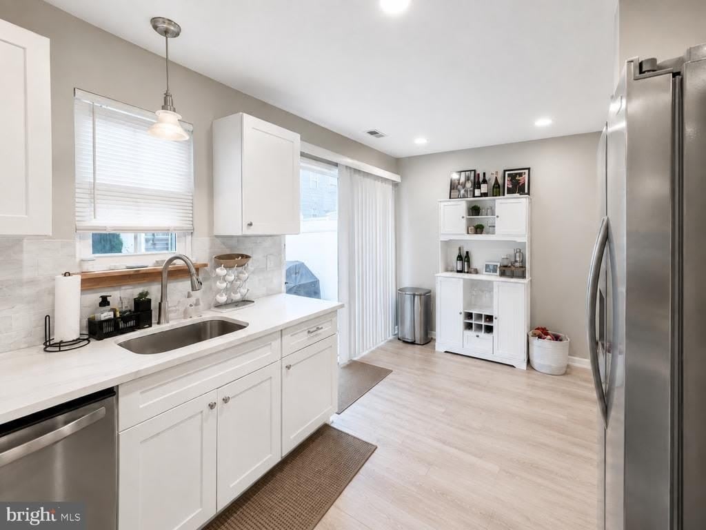 937 Woodstock Court – photo 5