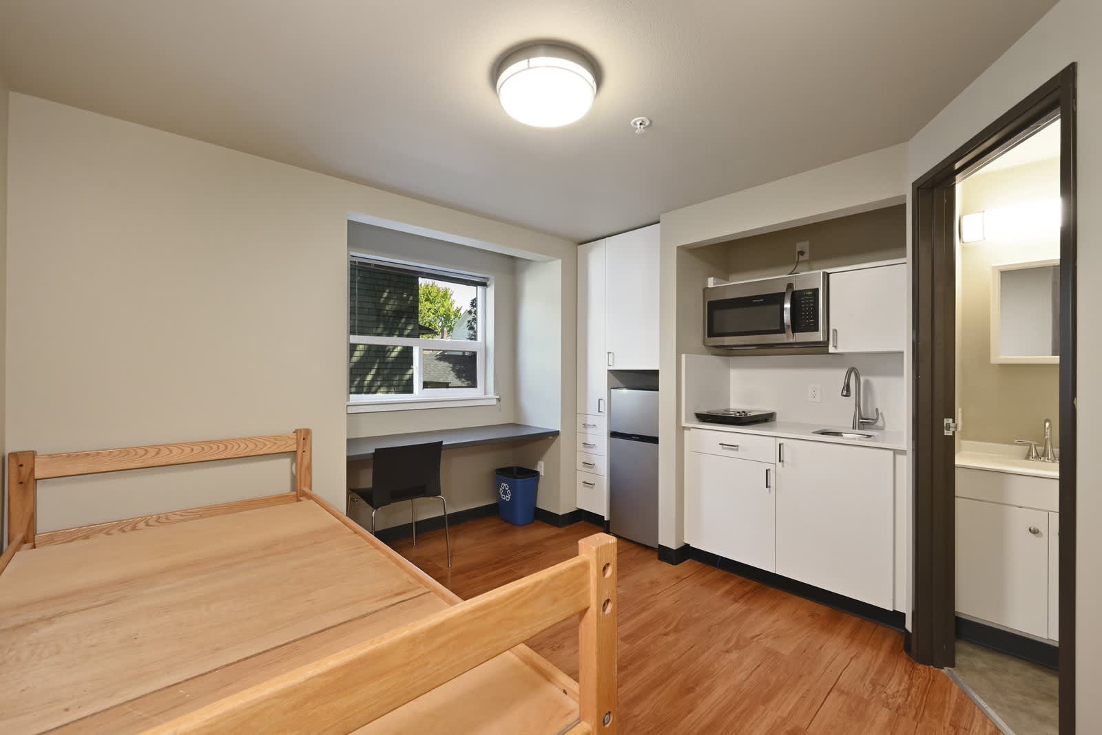 Juno Studios is now Leasing! – photo 3