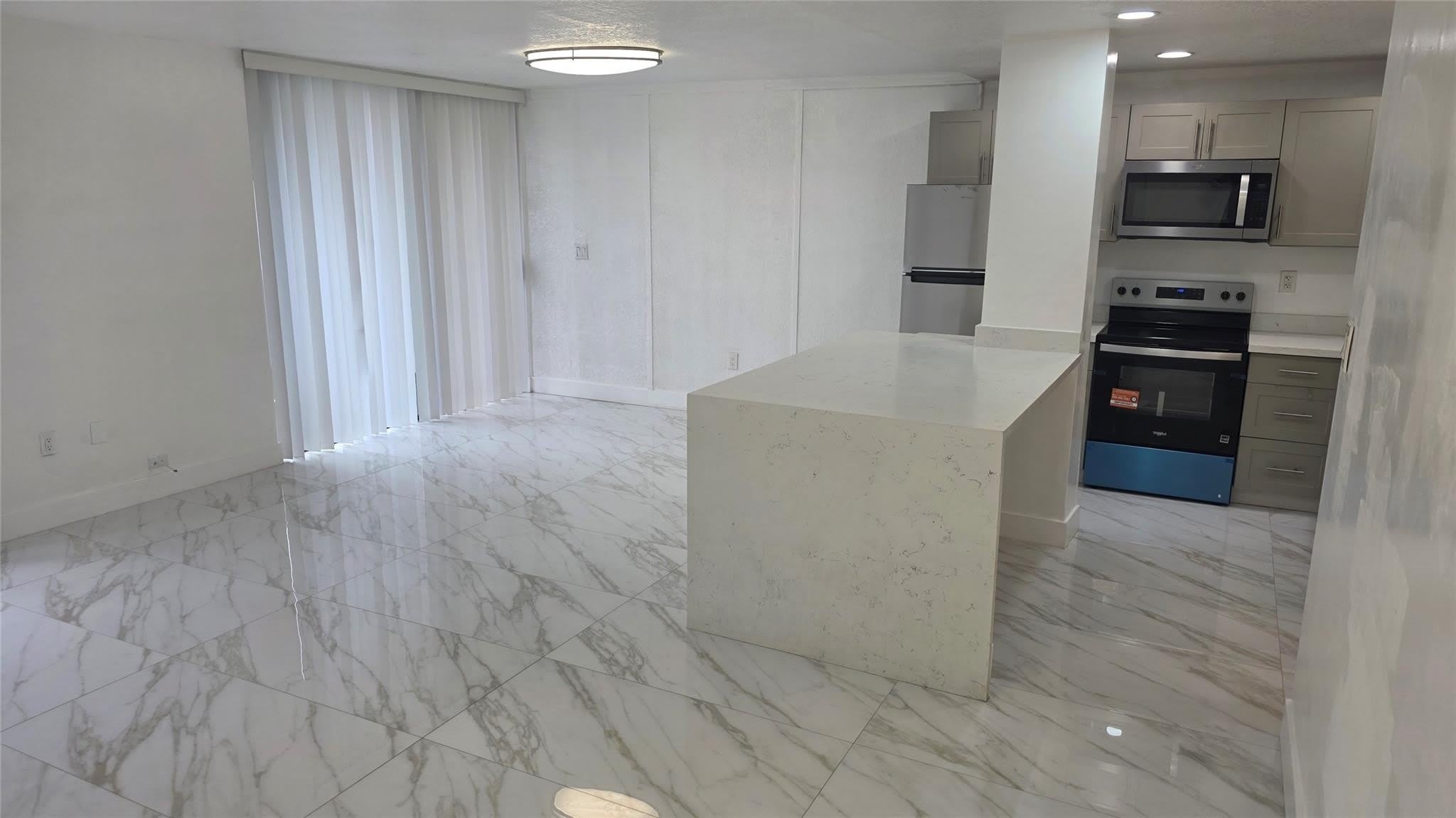 1758 NW 55 – photo 2