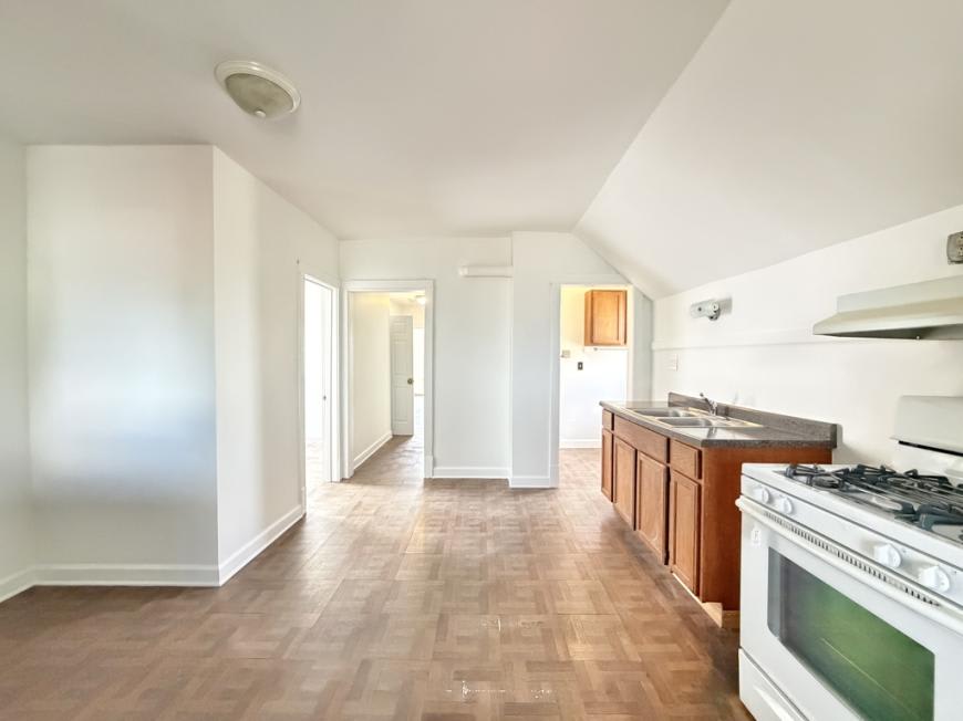 1609 McVicker – photo 5
