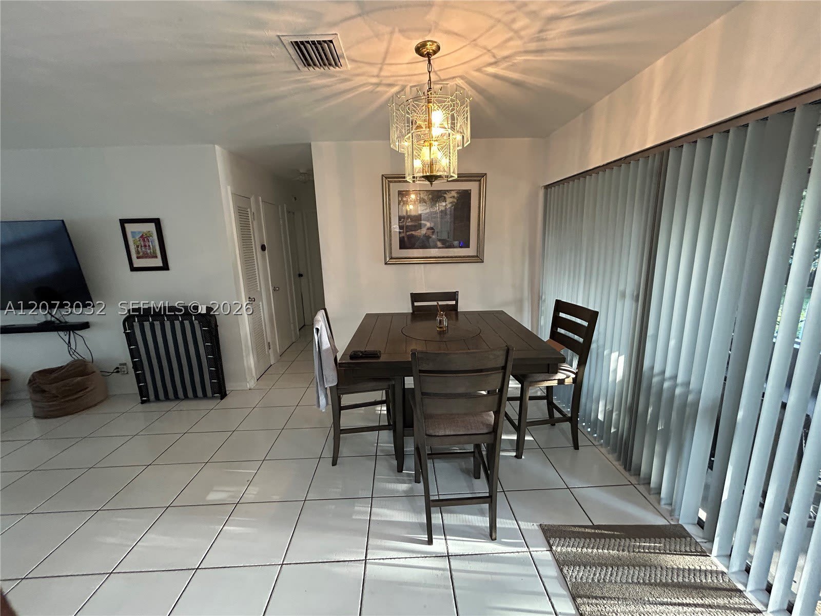 571 SW 29th Ter – photo 4