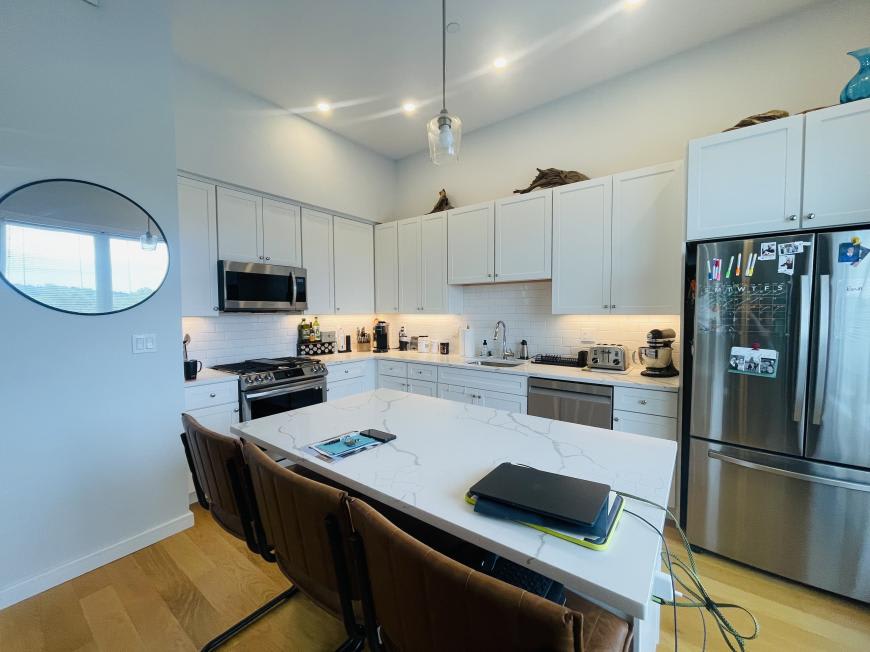 385 Pleasant Street – photo 2