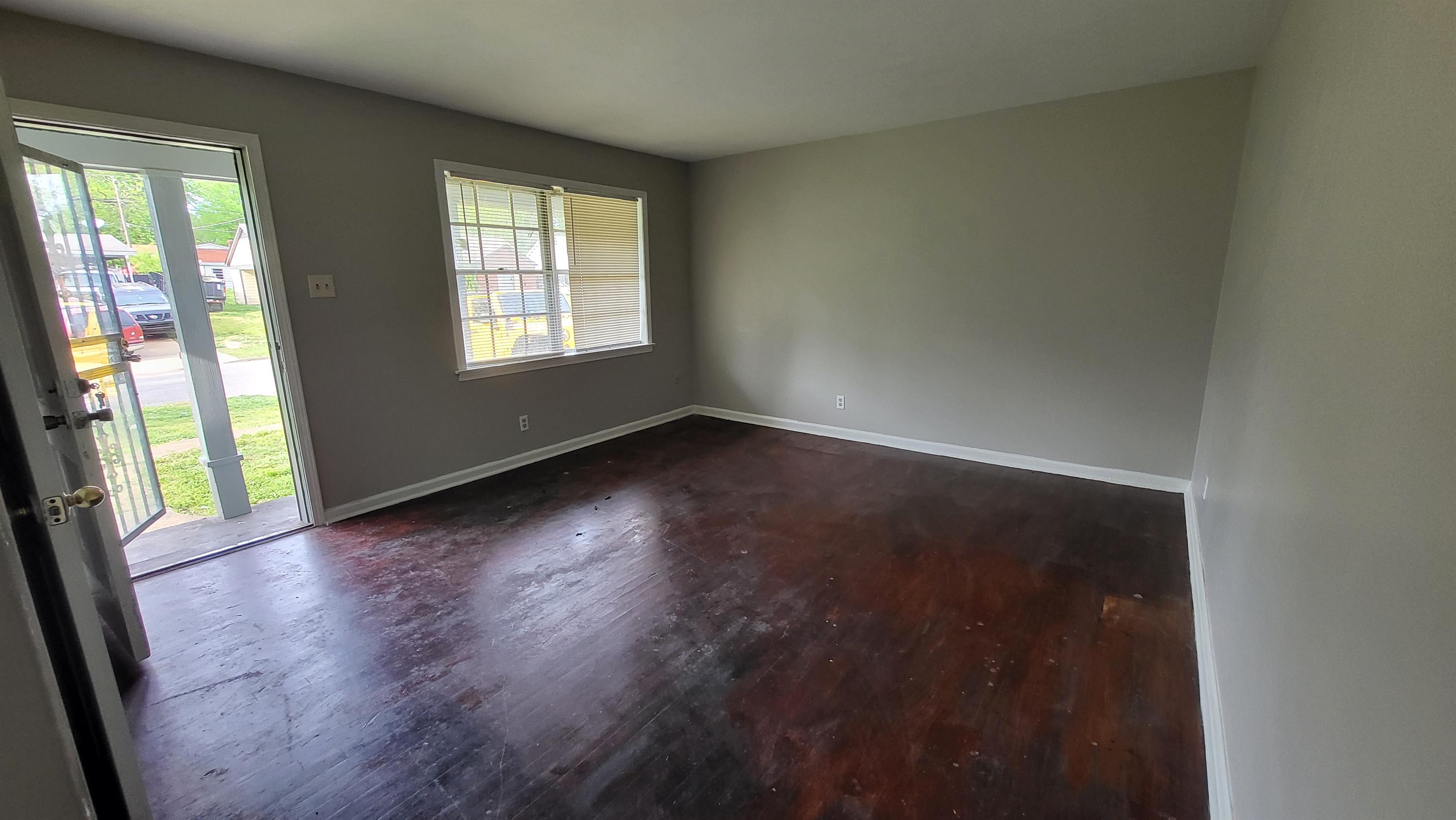 4697 Grecco Drive – photo 2