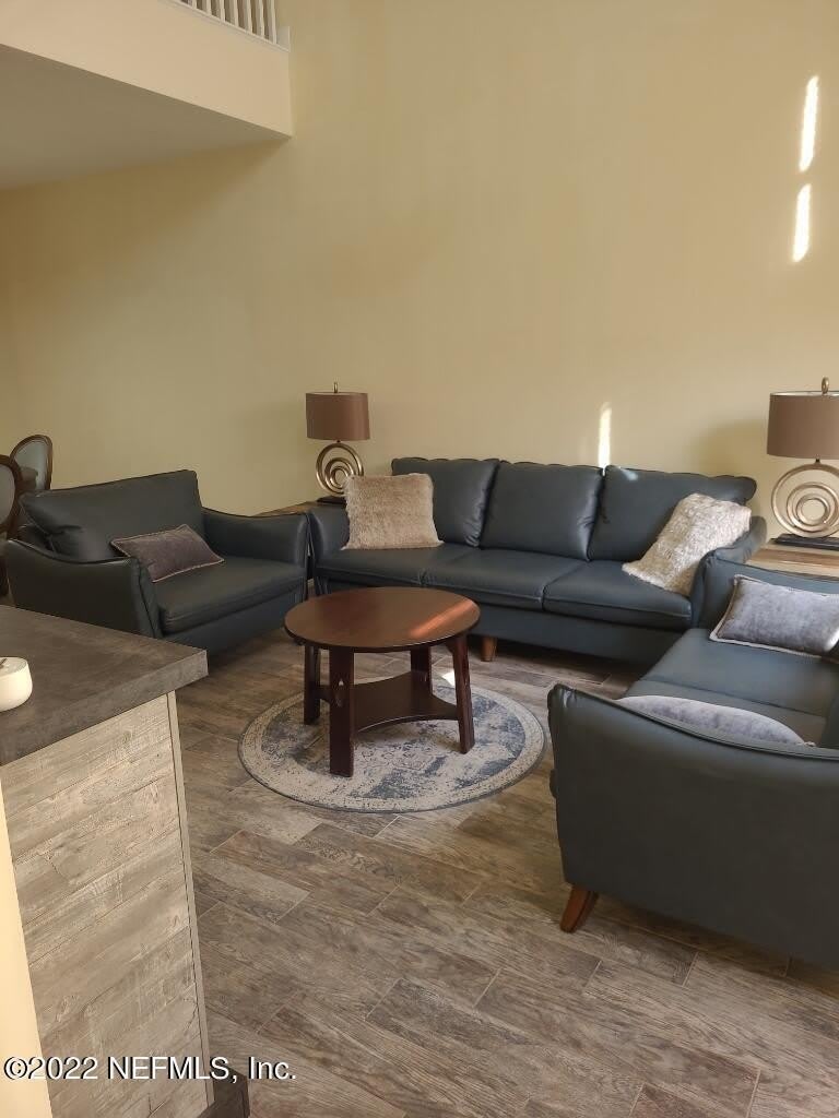 539 HEDGEWOOD Drive – photo 2