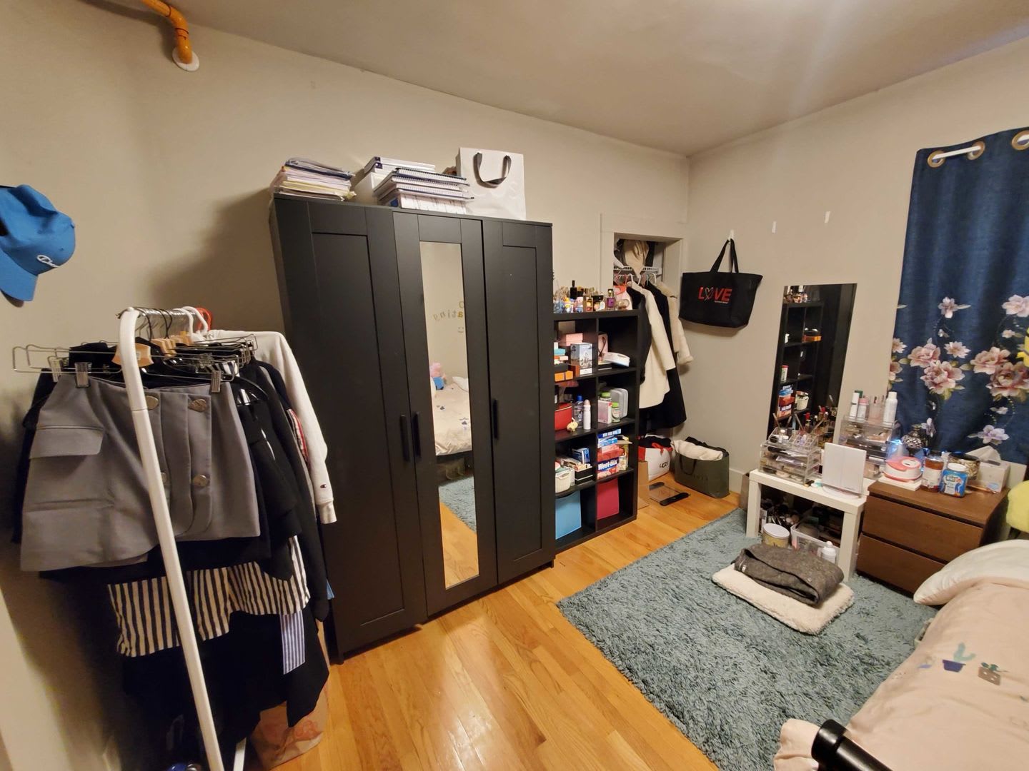Charming 5 Bedroom-No Broker Fee – photo 4