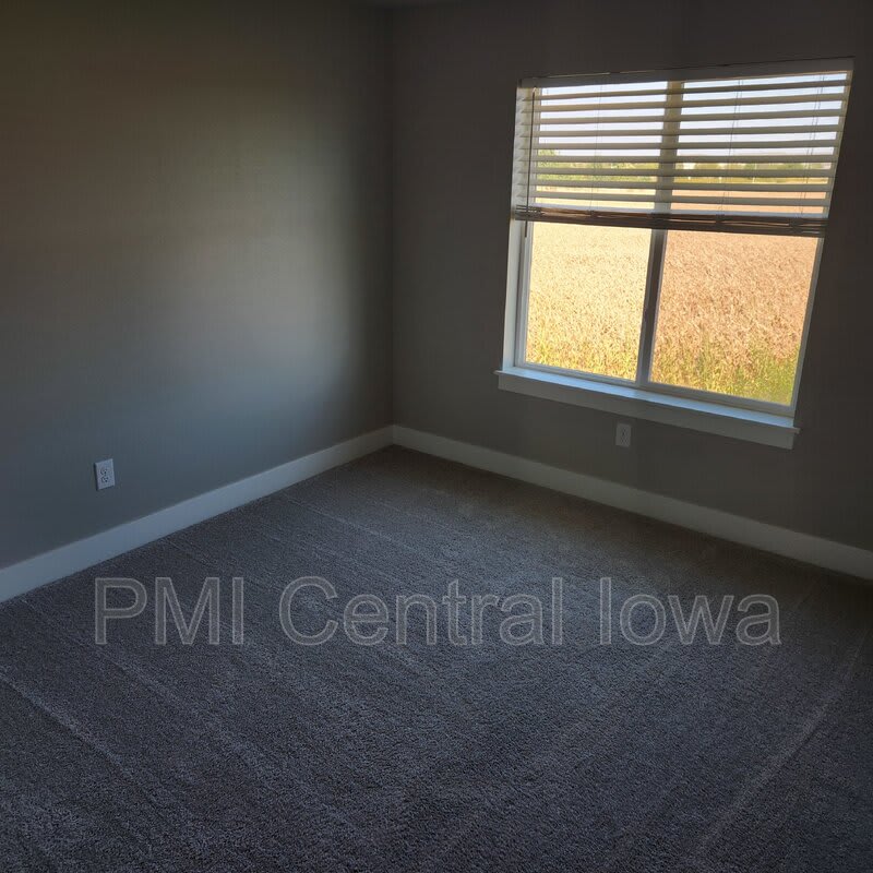 1355 SE Parkview Crossing Dr – photo 4