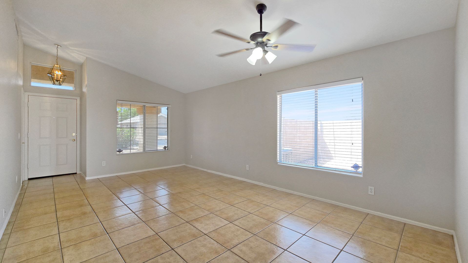 Excellen location! New interior! – photo 4