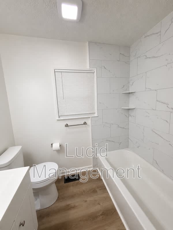 1134 Lincoln Avenue – photo 5