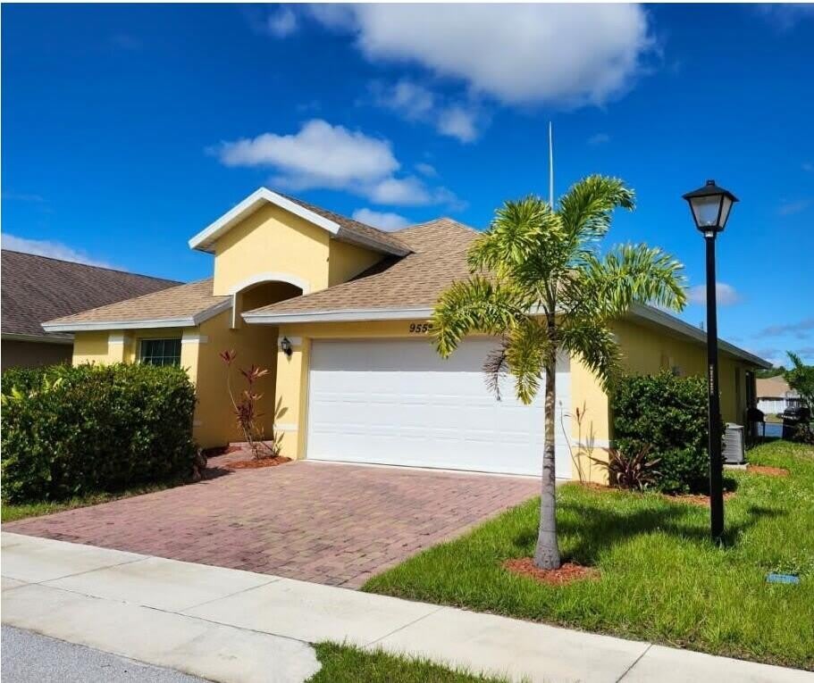9558 SEA SPRAY Drive – photo 2