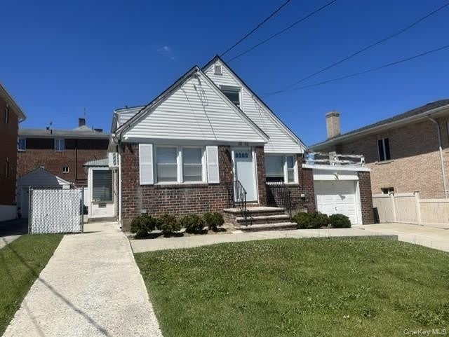 28-52 215th Place – photo 1
