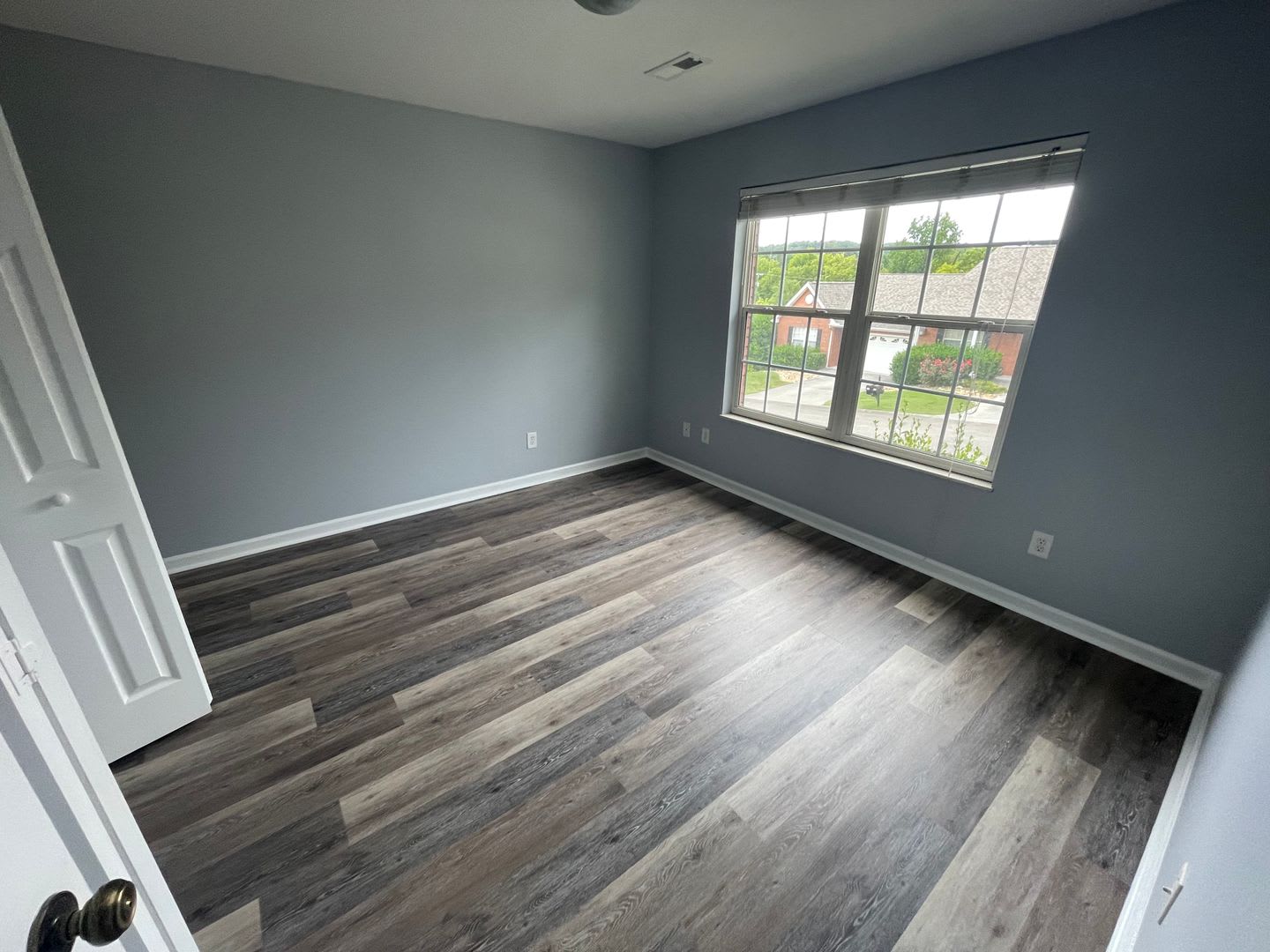 Quiet and easy access 2-bedroom / 2-bathroom home in East Knoxville – photo 4
