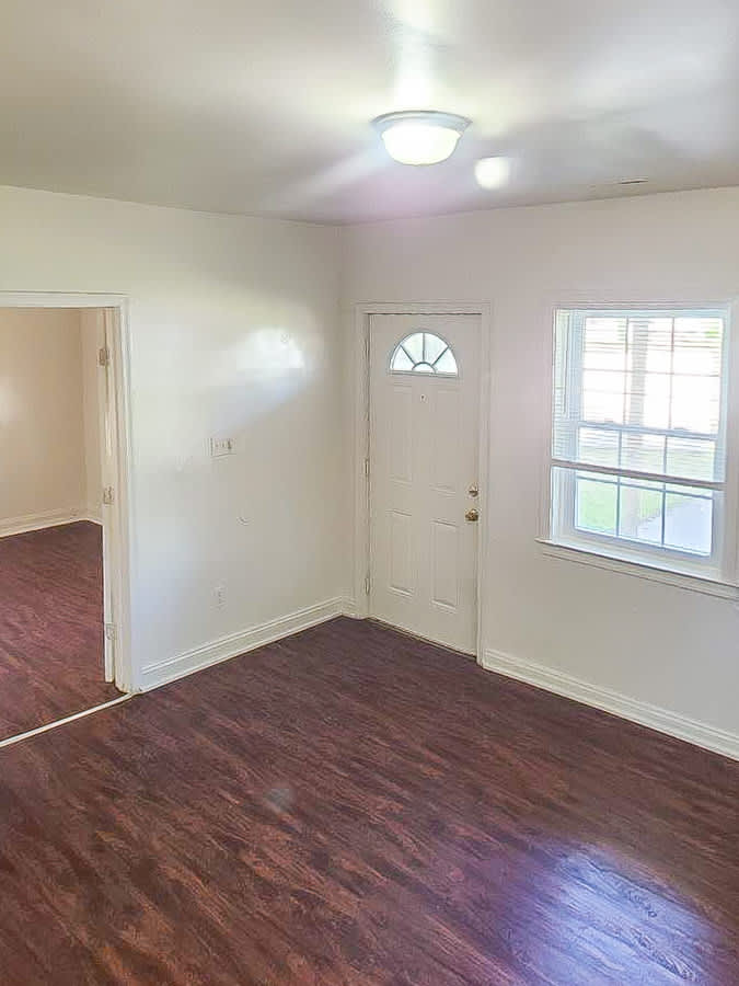 144 Spring St – photo 2