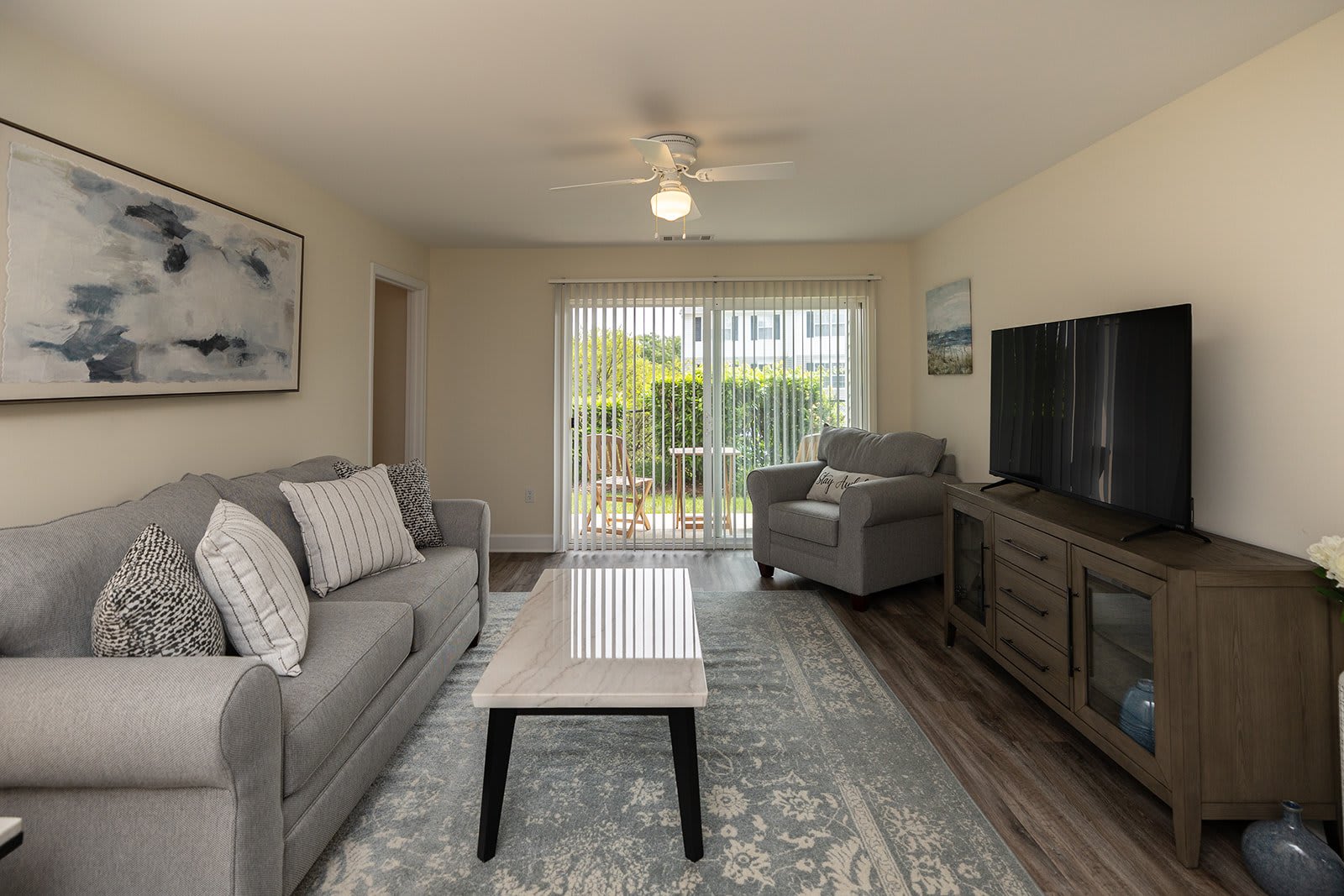 The Summit at Owings Mills Apartments – photo 2