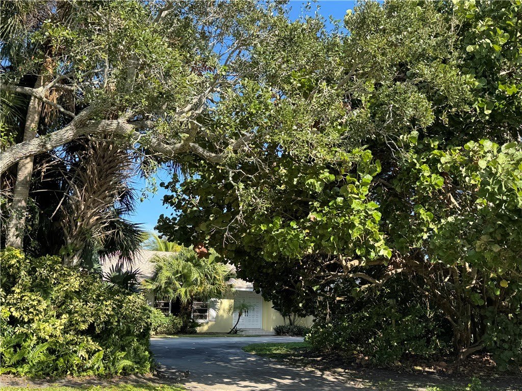 1946 Surfside Terrace – photo 2