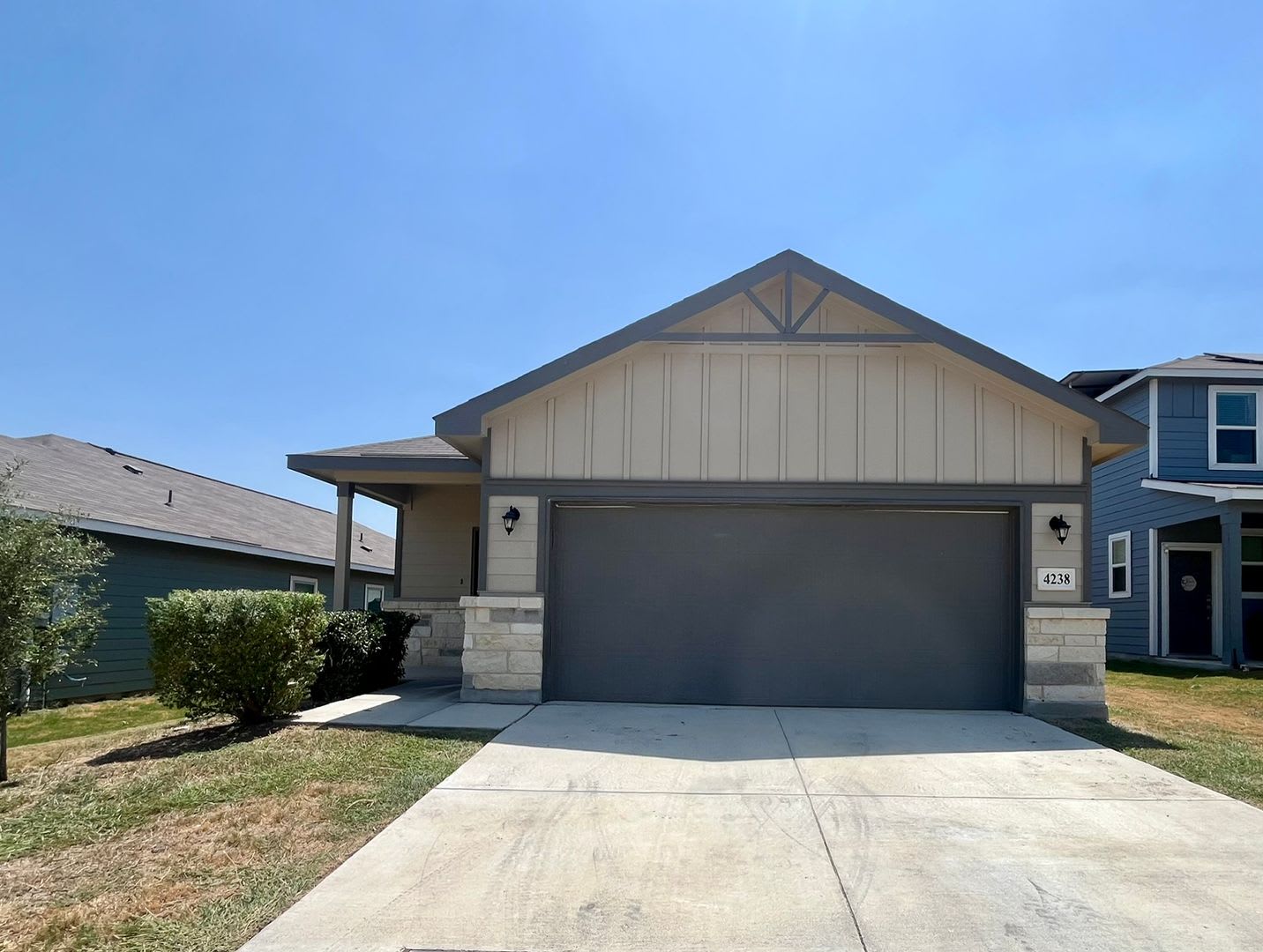 3 2 Single Story Conveniently Locate To Highway Yet Tucked Away In The Community New Heb Coming Soon – photo 2