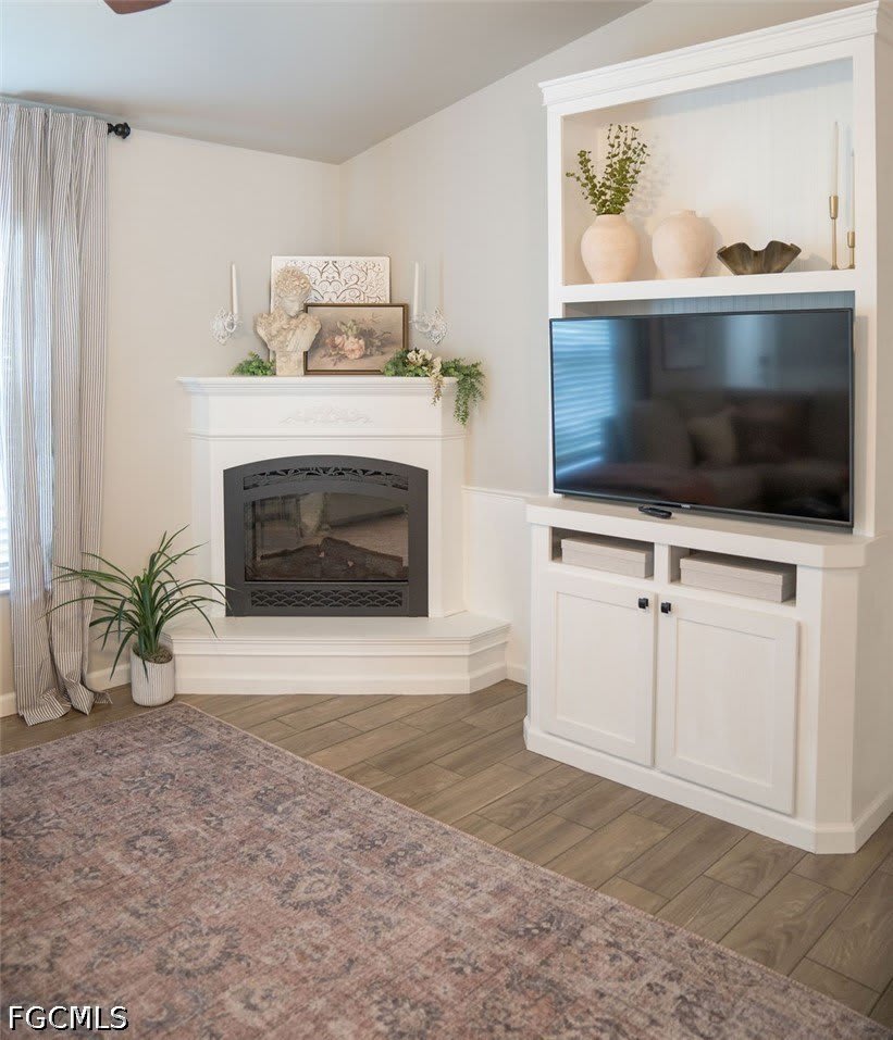 6069 Lacota Avenue – photo 4