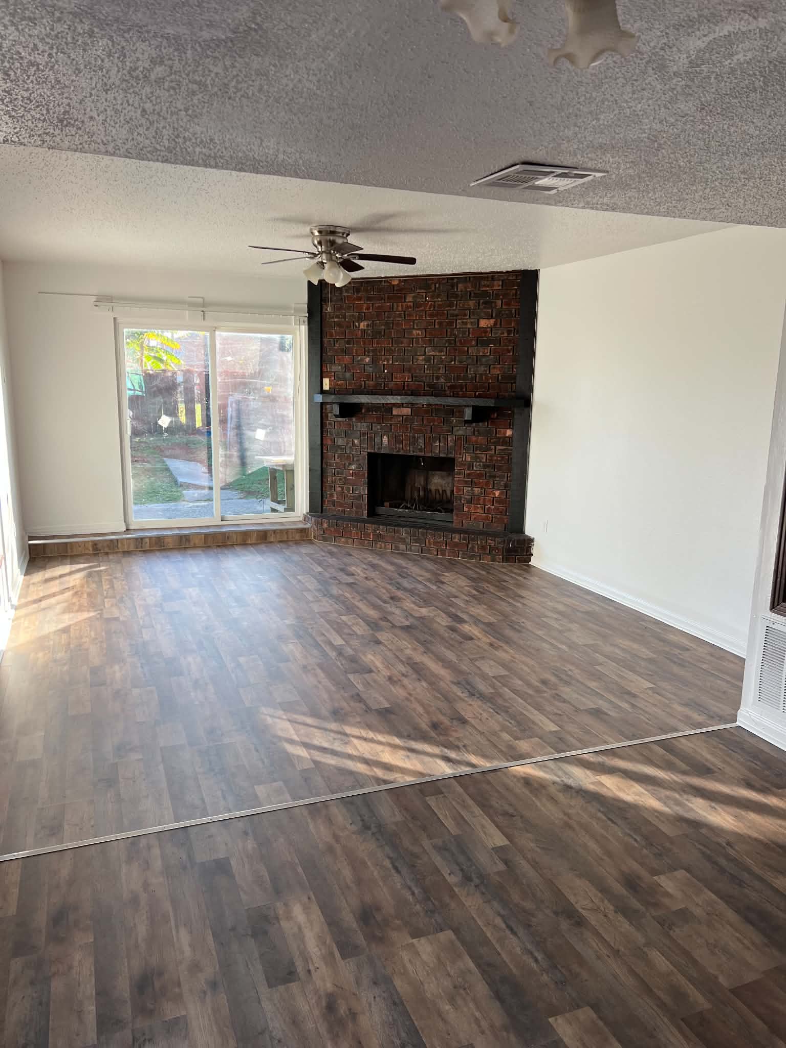 2720 Jasper Street – photo 3