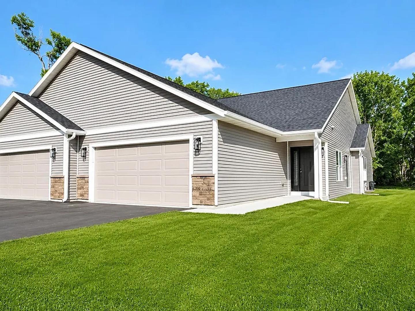 New Construction Rental Available Now – photo 1
