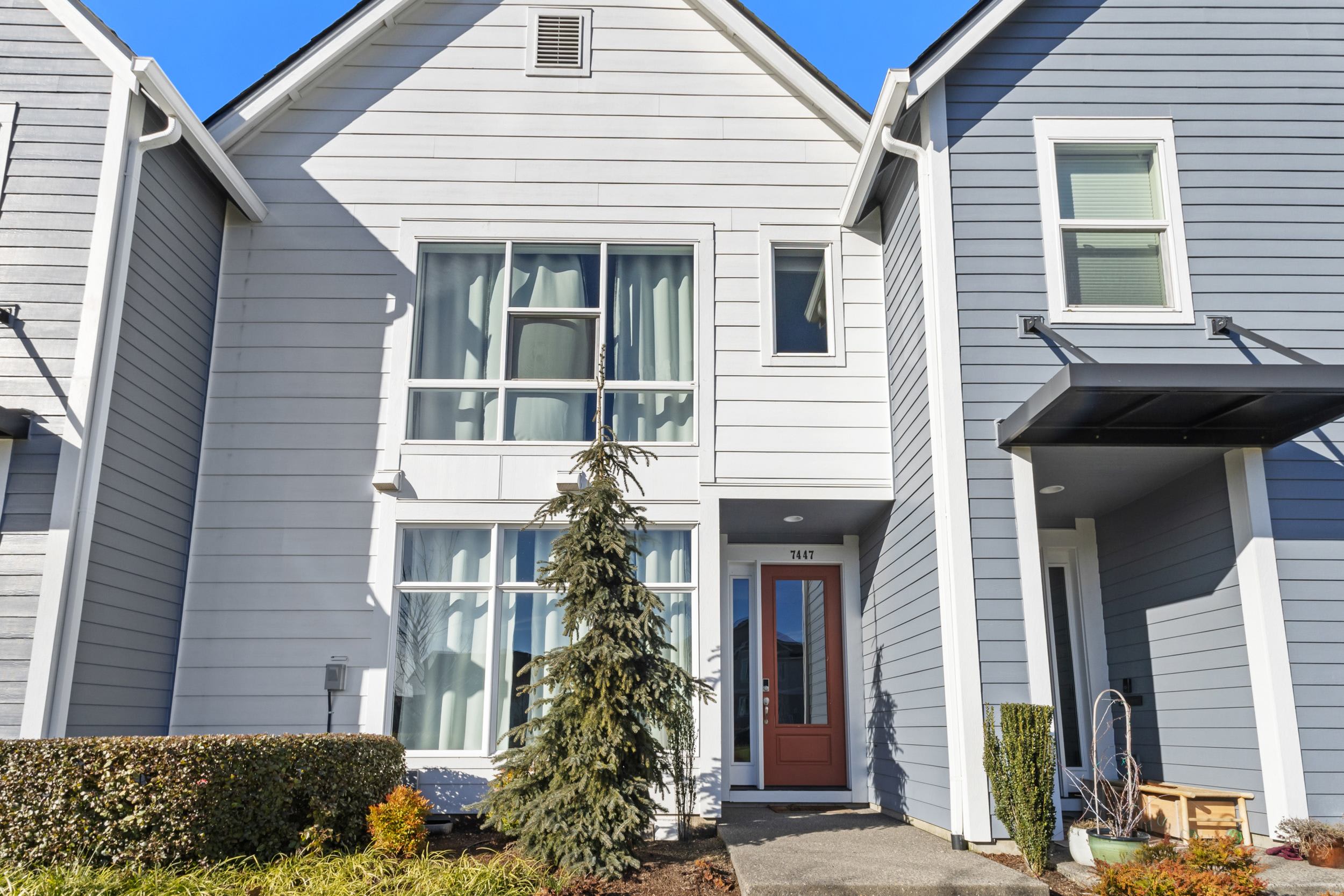 7447 Southeast Chinquapin Drive – photo 2