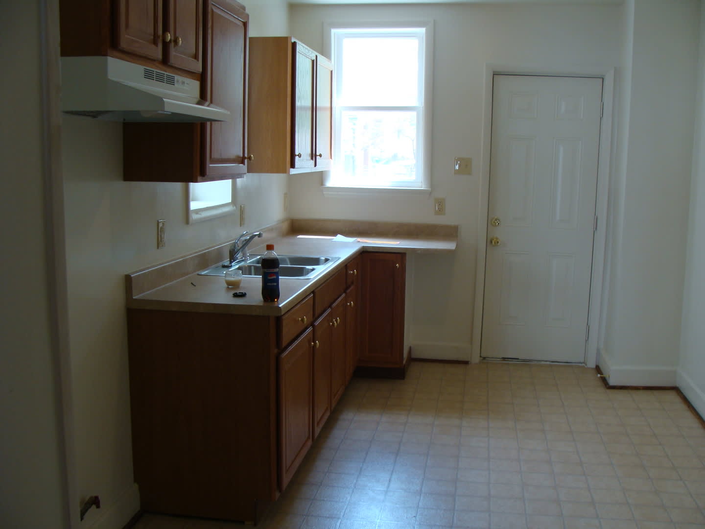 Pet Friendly 3 Bedroom House Near Revs Stadium – photo 4