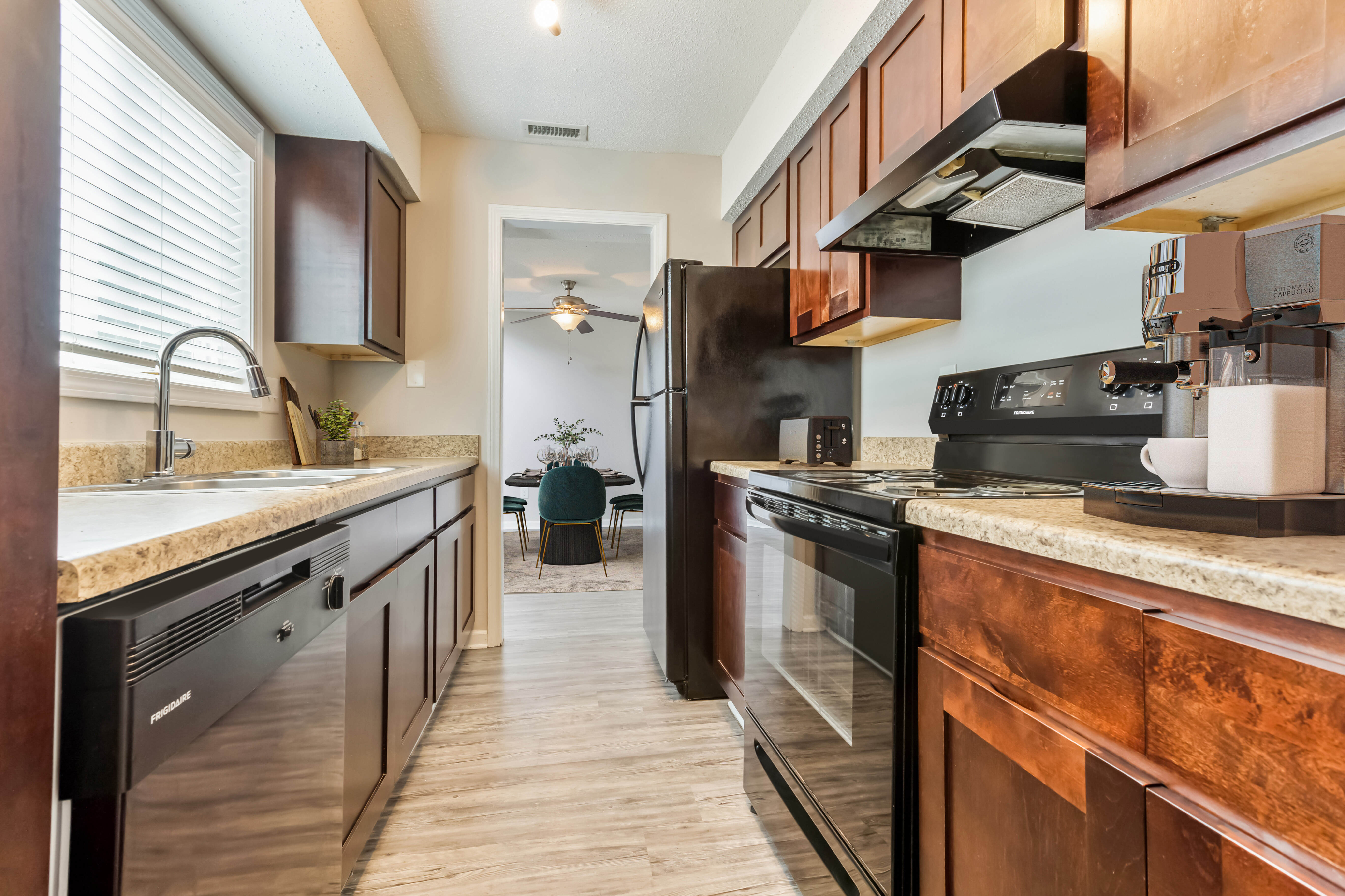 Hunters Pointe – photo 1