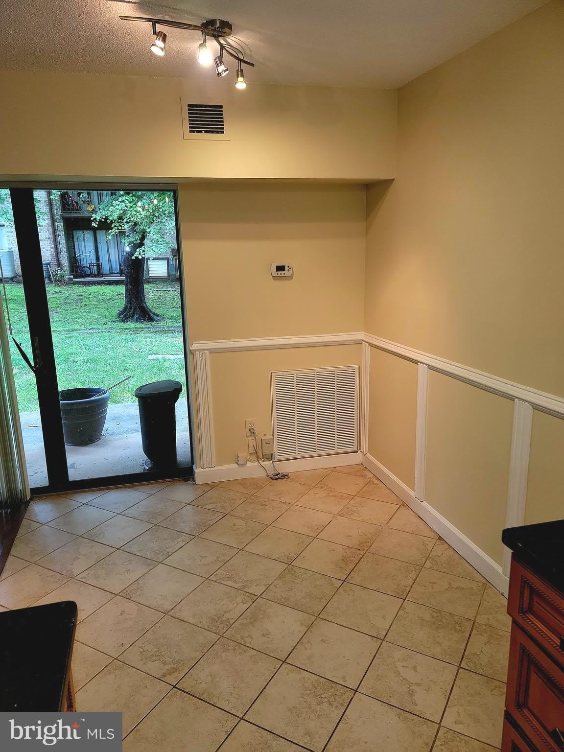 2226 CASTLE ROCK Square – photo 5