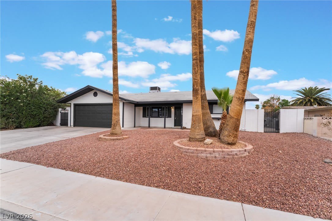 3992 Chinchilla Avenue – photo 2