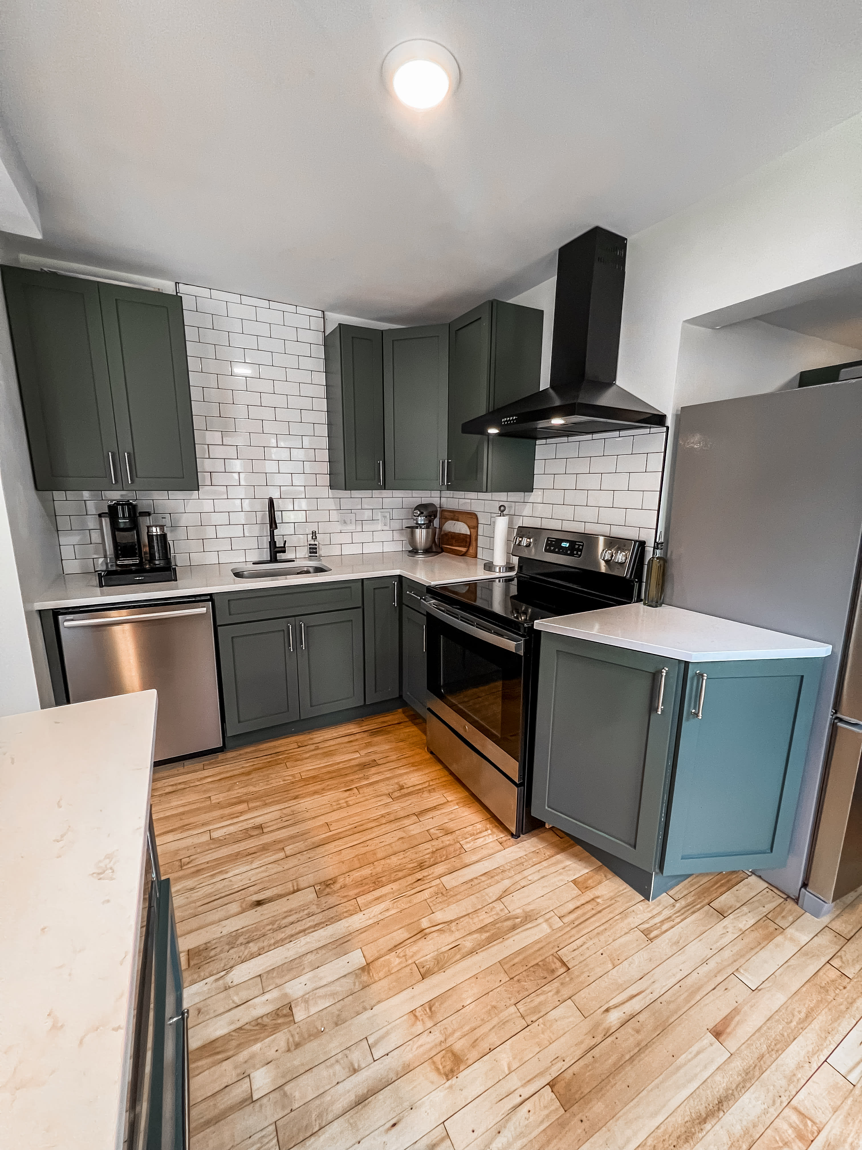 592 Ottawa Avenue – photo 4