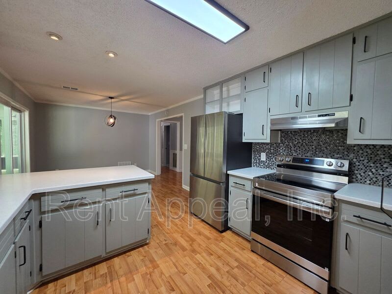 102 Park Place Dr – photo 4