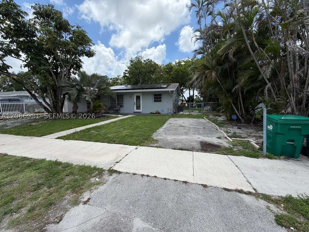 20302 NW 39th Ct – photo 1