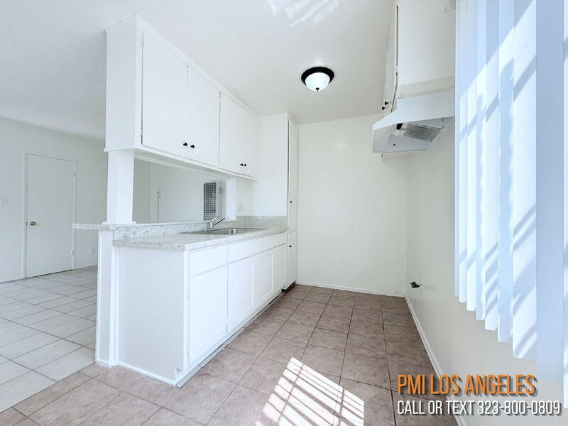 1224 South Normandie Avenue – photo 3