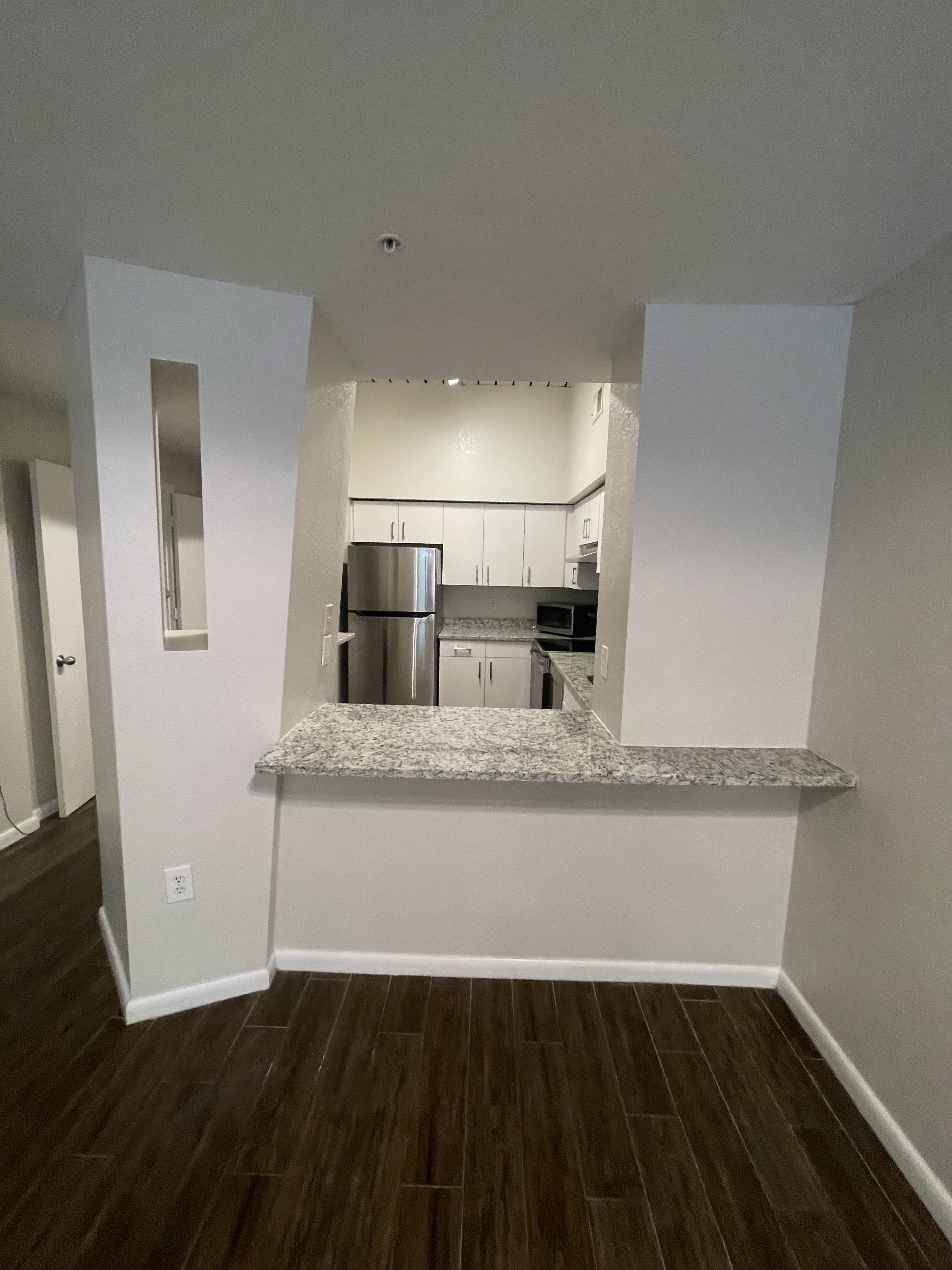 2411 W Horatio St – photo 5