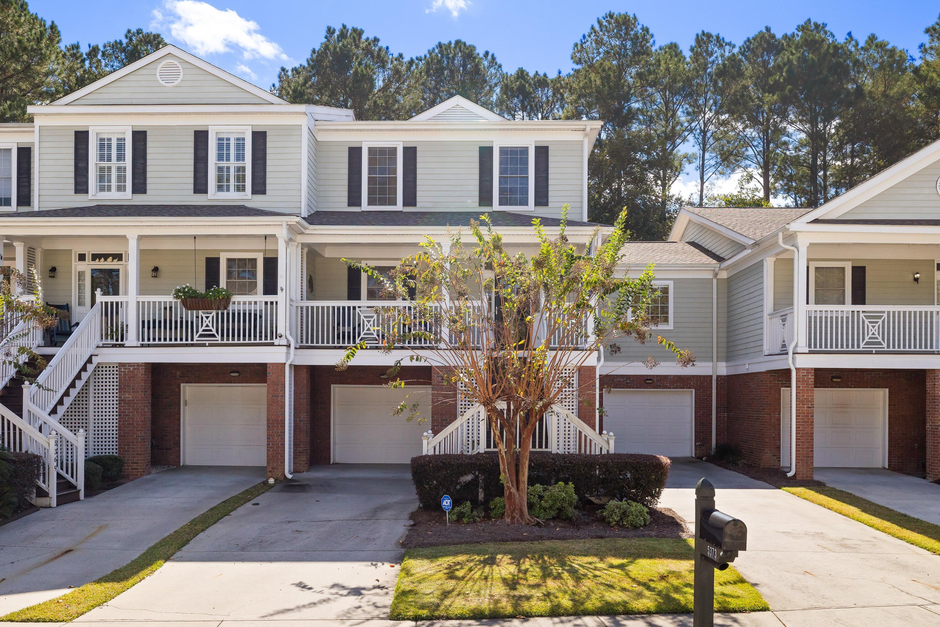 5373 5th Fairway Drive – photo 1