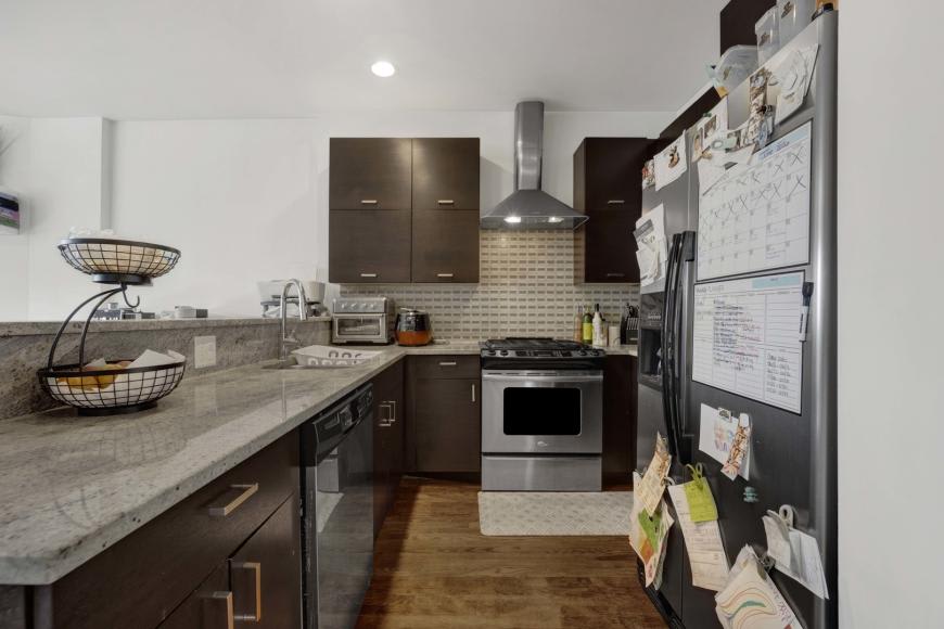 3505 N Elston Avenue – photo 5