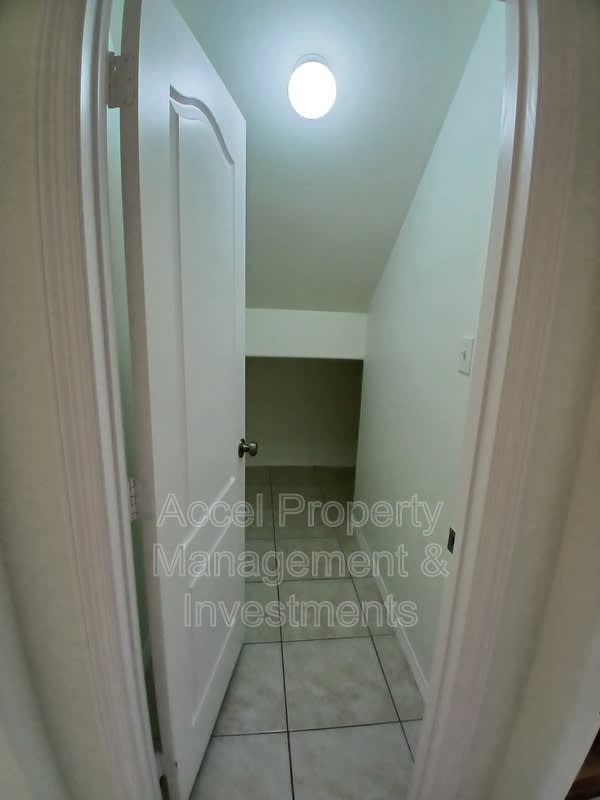 128 San Jacinto St – photo 4