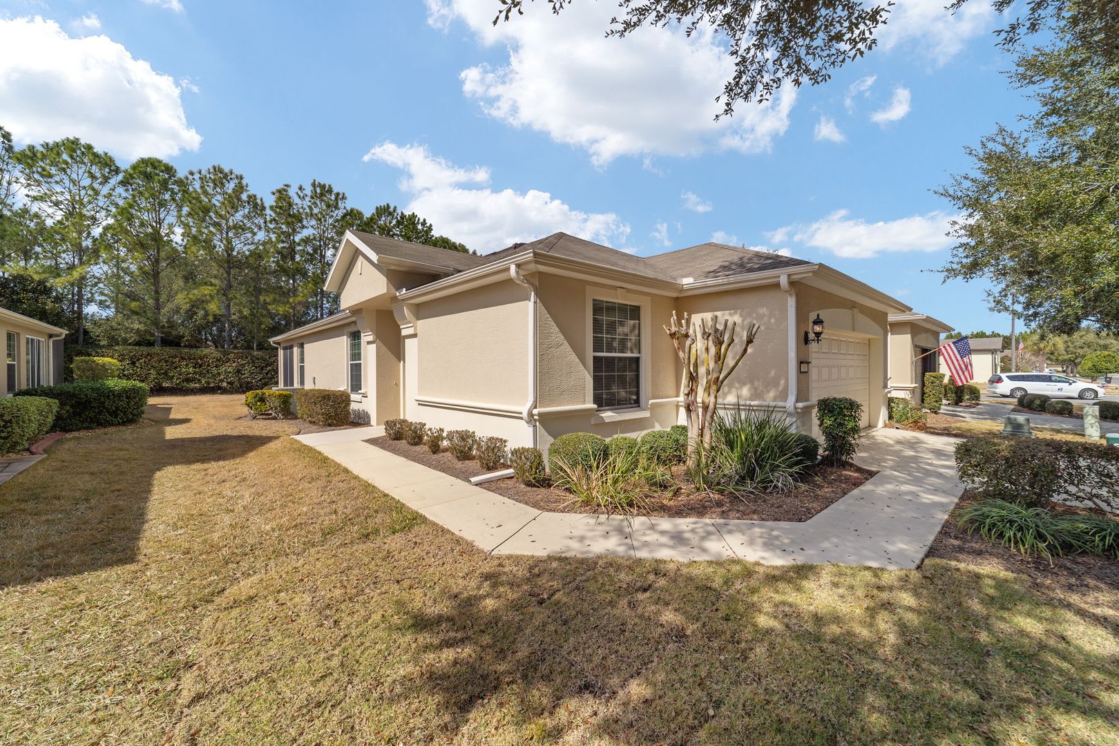 Resort Style 55 Living In Stone Creek Beautiful 2 Bedroom Villa With Screened Lanai 2 Car Garage – photo 4
