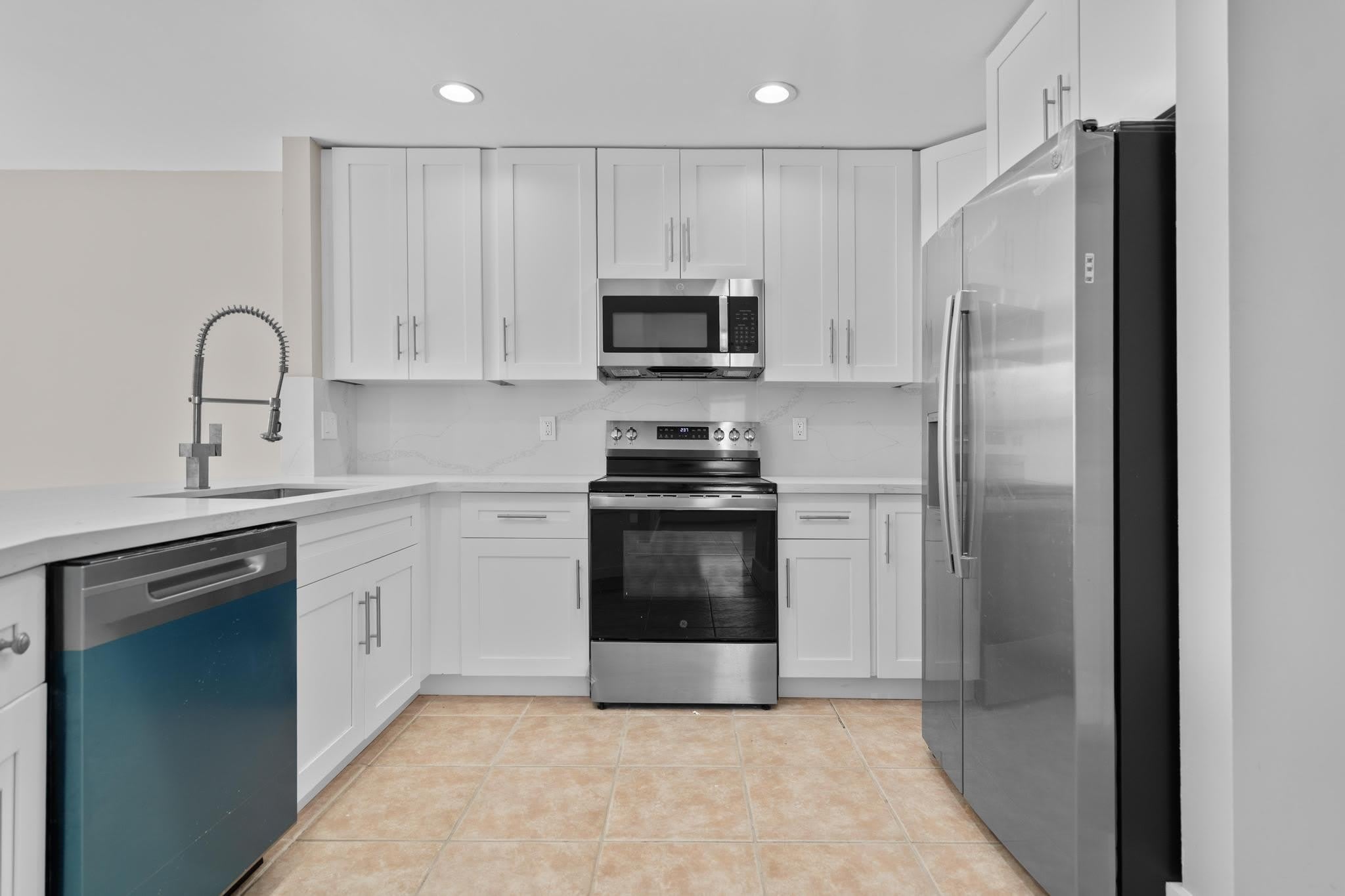 4250 NW 1st Place – photo 5